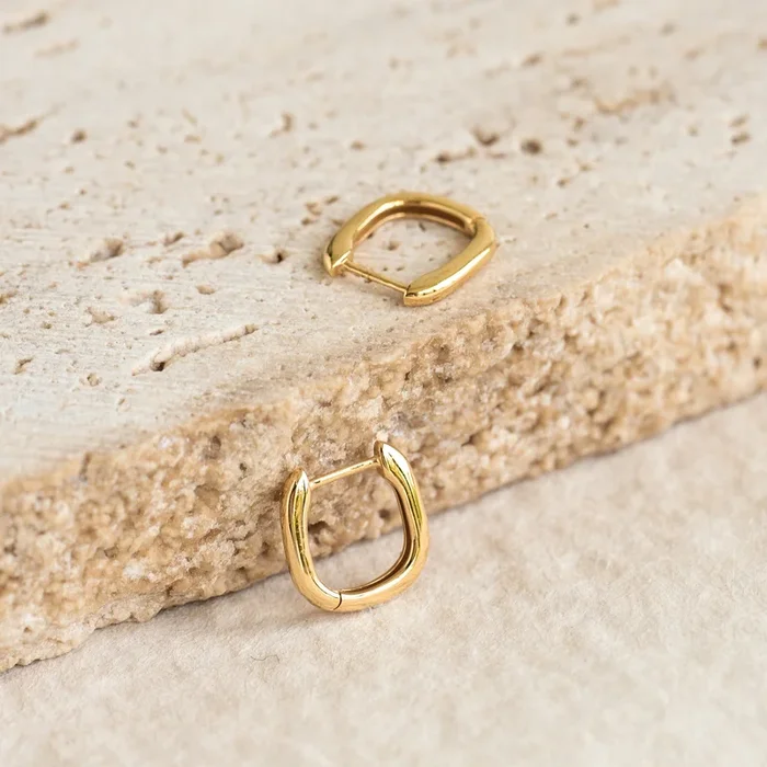 Square Huggie Earrings – Amelia