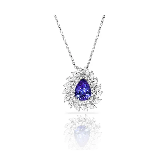 Suzanne necklace in yellow gold, aquamarine and diamonds | Lepage
