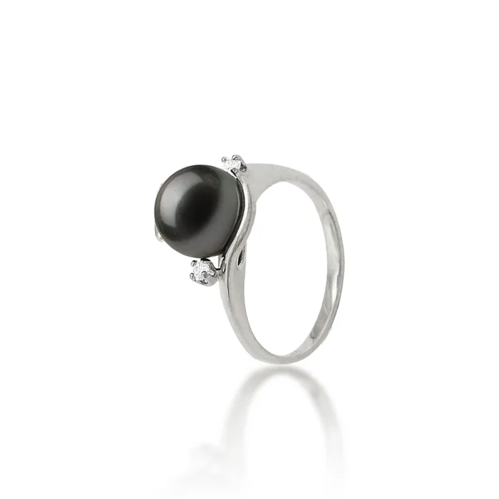 Tahitian Black Pearl Ring in White Gold with Diamonds – 9-10mm
