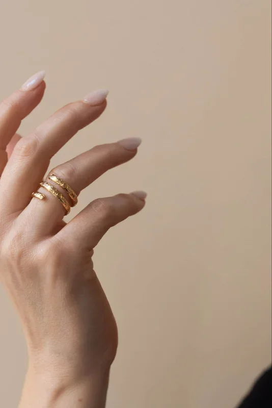 The double ethnic ring