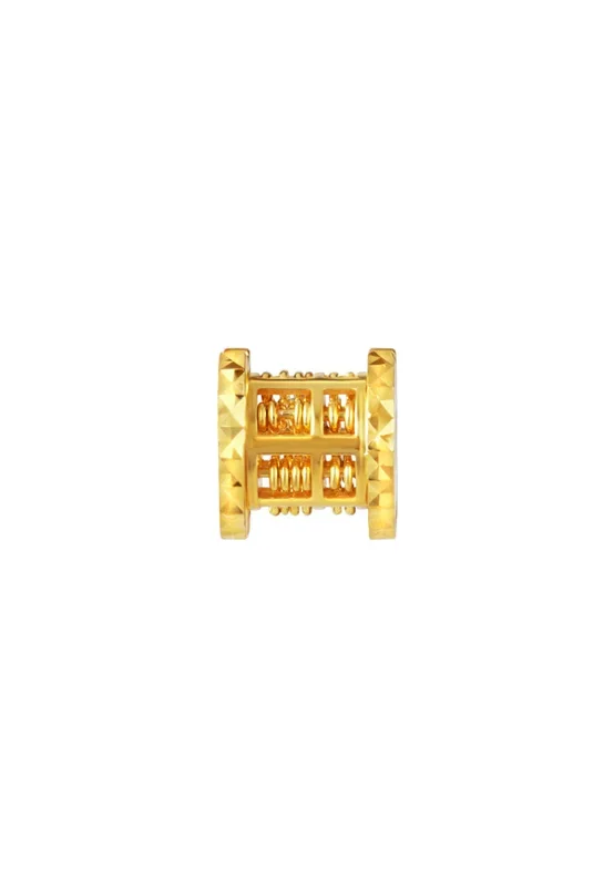 TOMEI Rolling Of Bless Pendant, Yellow Gold 916
