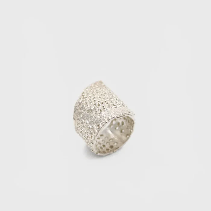 Vulcana Asymmetric Ring