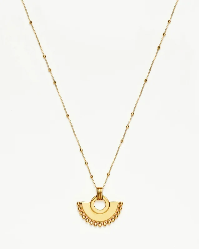 Zenyu Fan Necklace | 18k Gold Plated